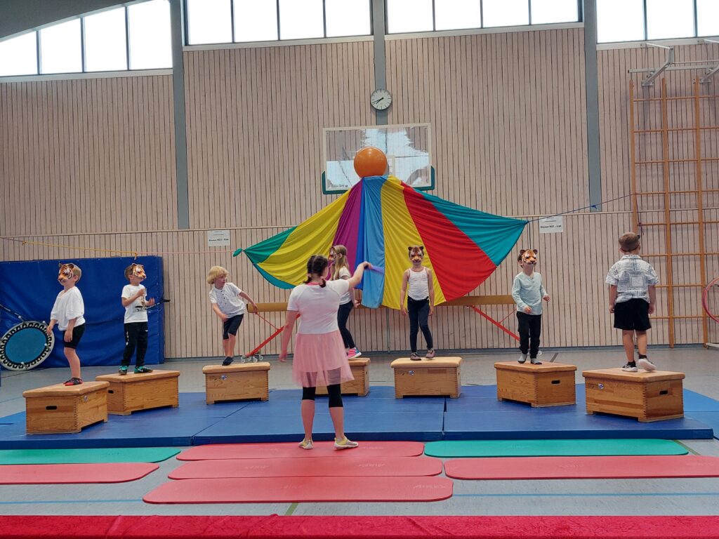 Zirkus Fachklinik Sylt, Tiger und Dompteur