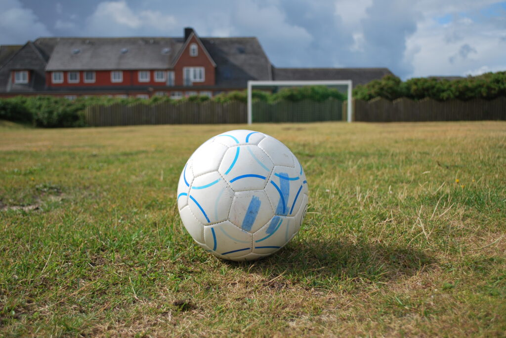 Fußballfeld der Fachklinik Sylt
